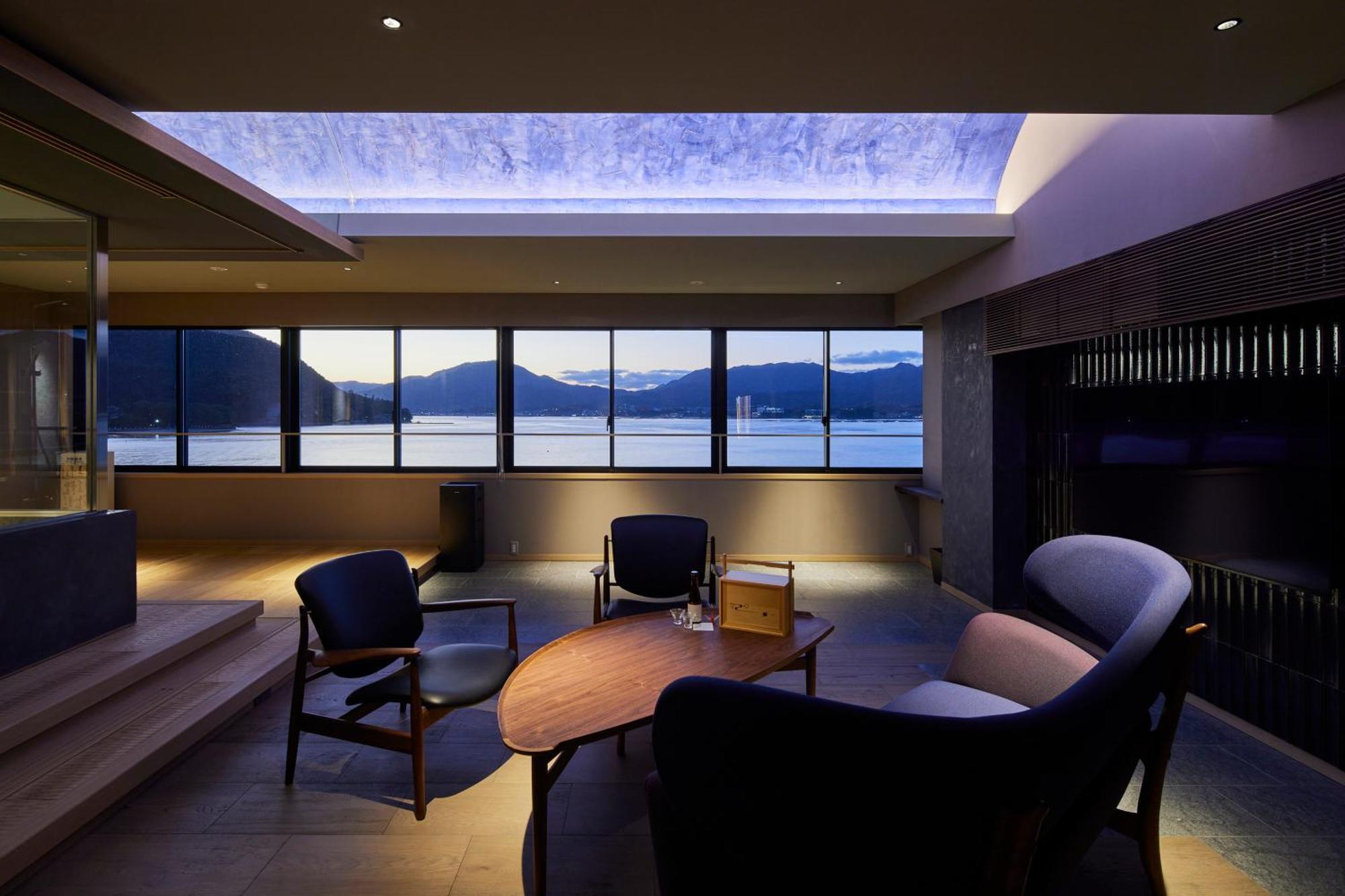 Itsukushima Iroha Hotel Hatsukaichi Eksteriør billede